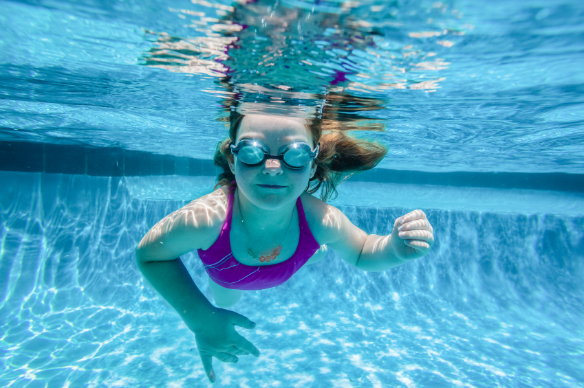 underwater iStock_000043642802_Small