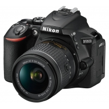 Nikon D5600 Digital Camera with 18-55 mm AF-P f/3.5-5.6 VR Lens 